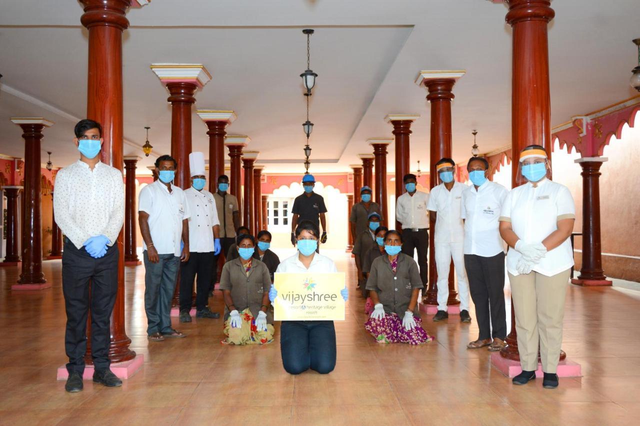 Vijayshree Resort, Hampi Exteriör bild