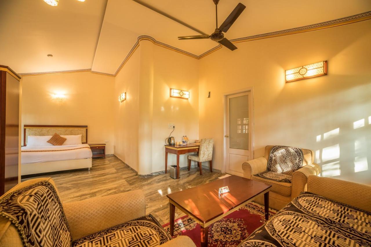 Vijayshree Resort, Hampi Exteriör bild