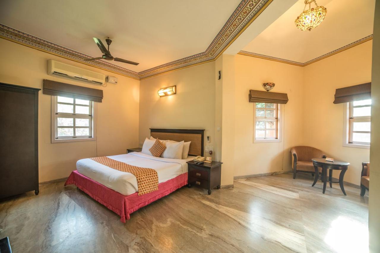 Vijayshree Resort, Hampi Exteriör bild