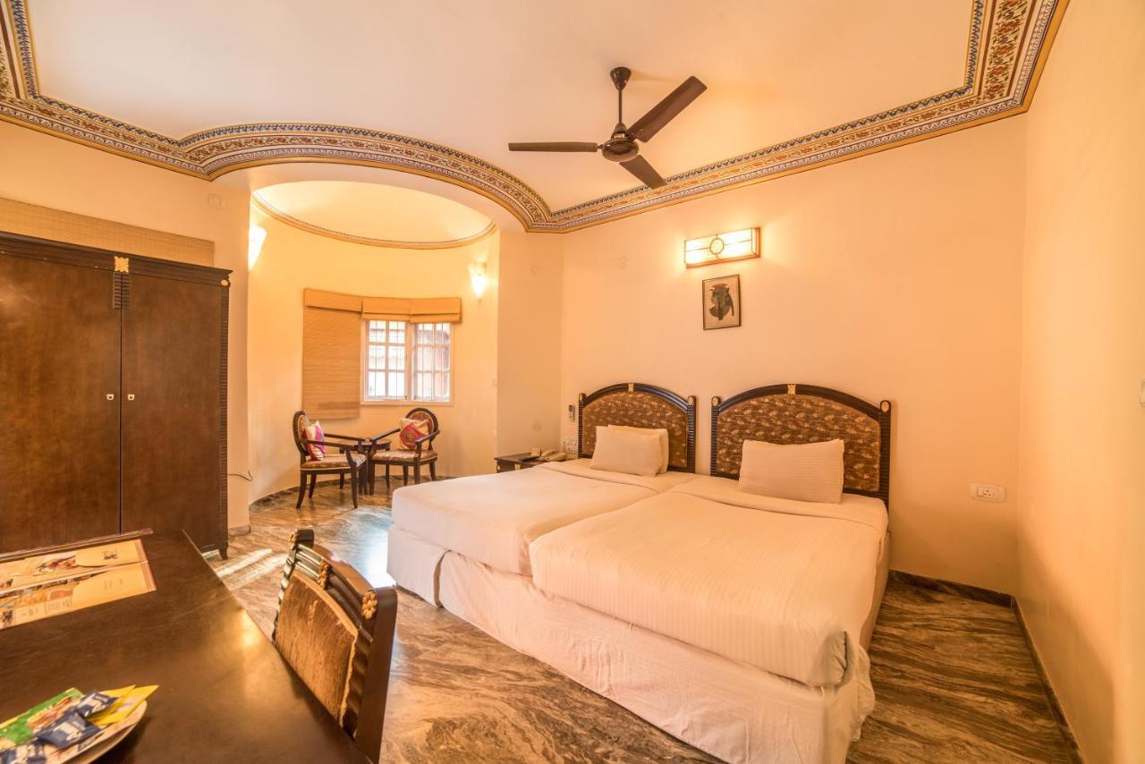 Vijayshree Resort, Hampi Exteriör bild