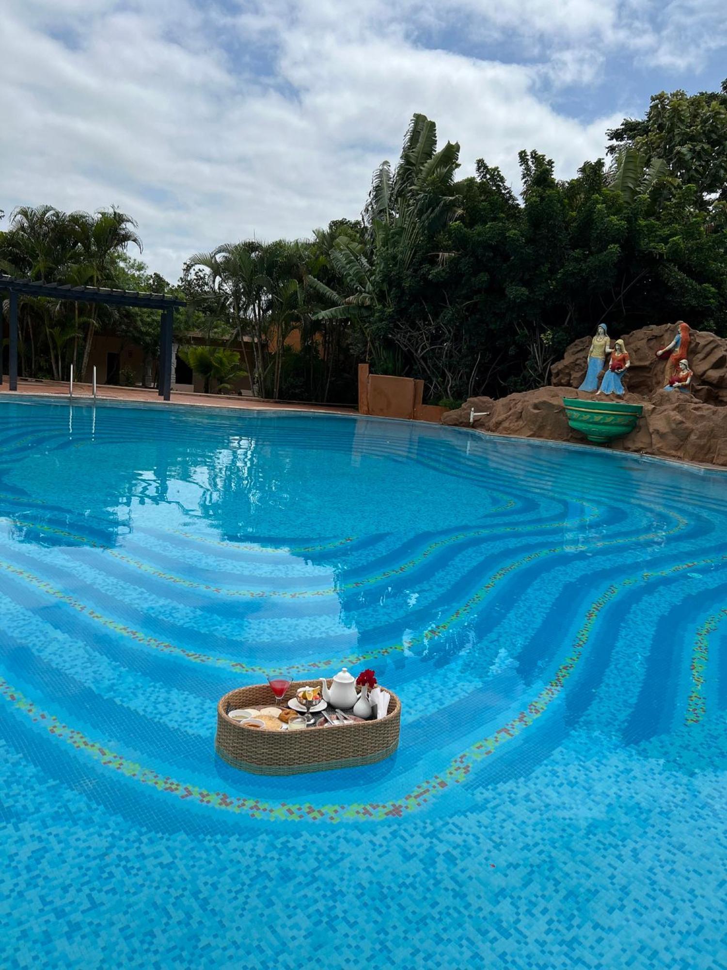 Vijayshree Resort, Hampi Exteriör bild