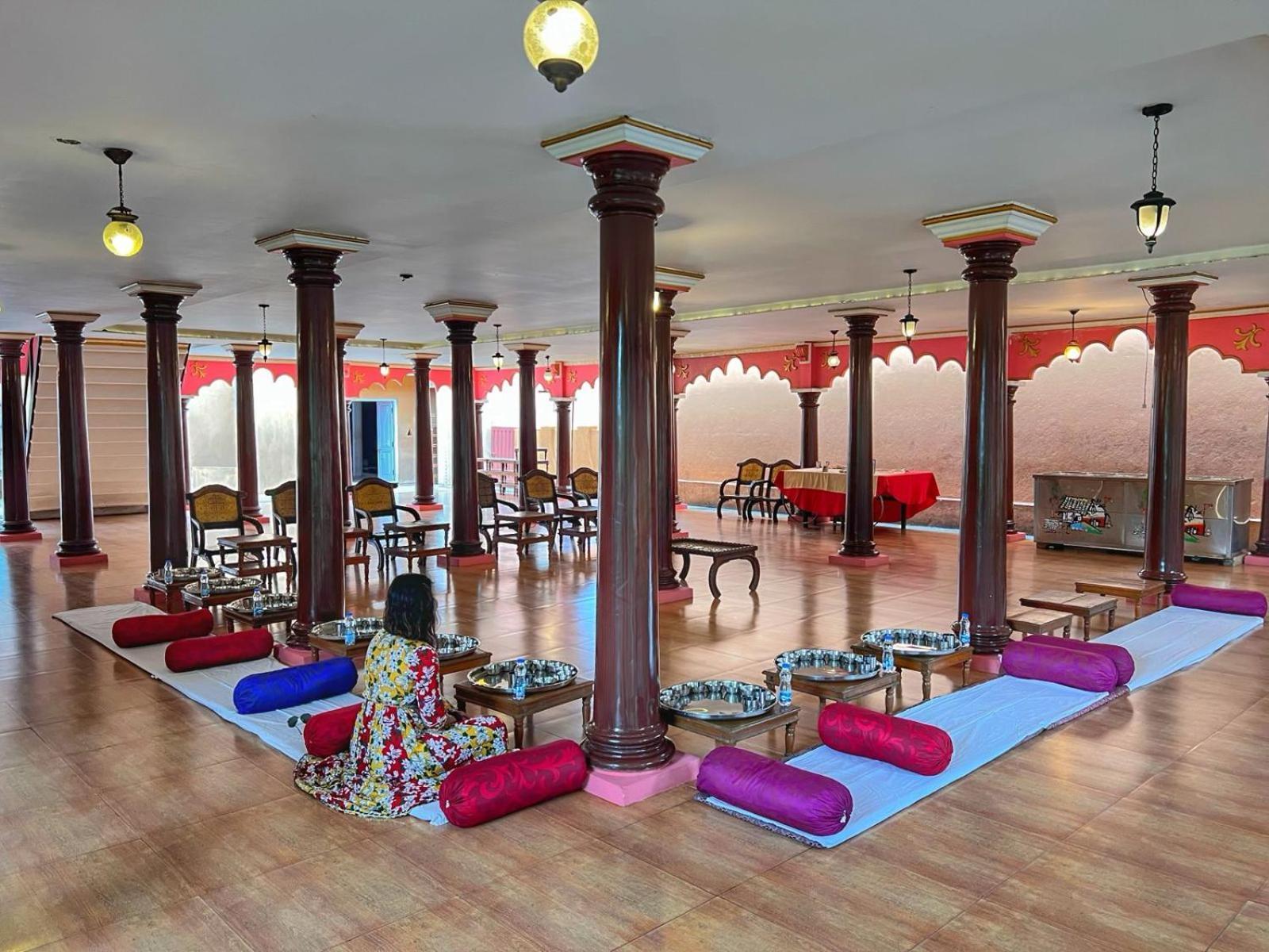 Vijayshree Resort, Hampi Exteriör bild
